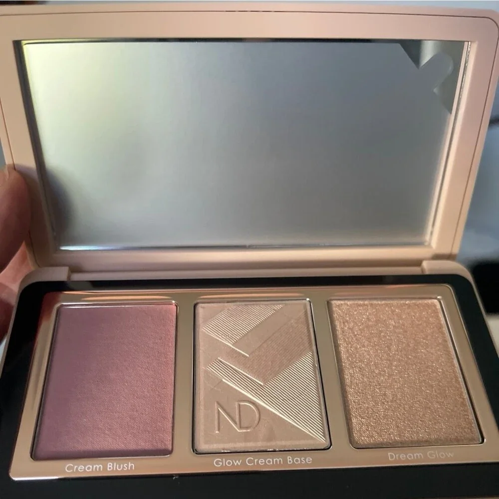 Natasha Denona bnib box